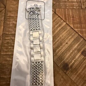 NEW - My Pretty Straps - Apple Watch Band